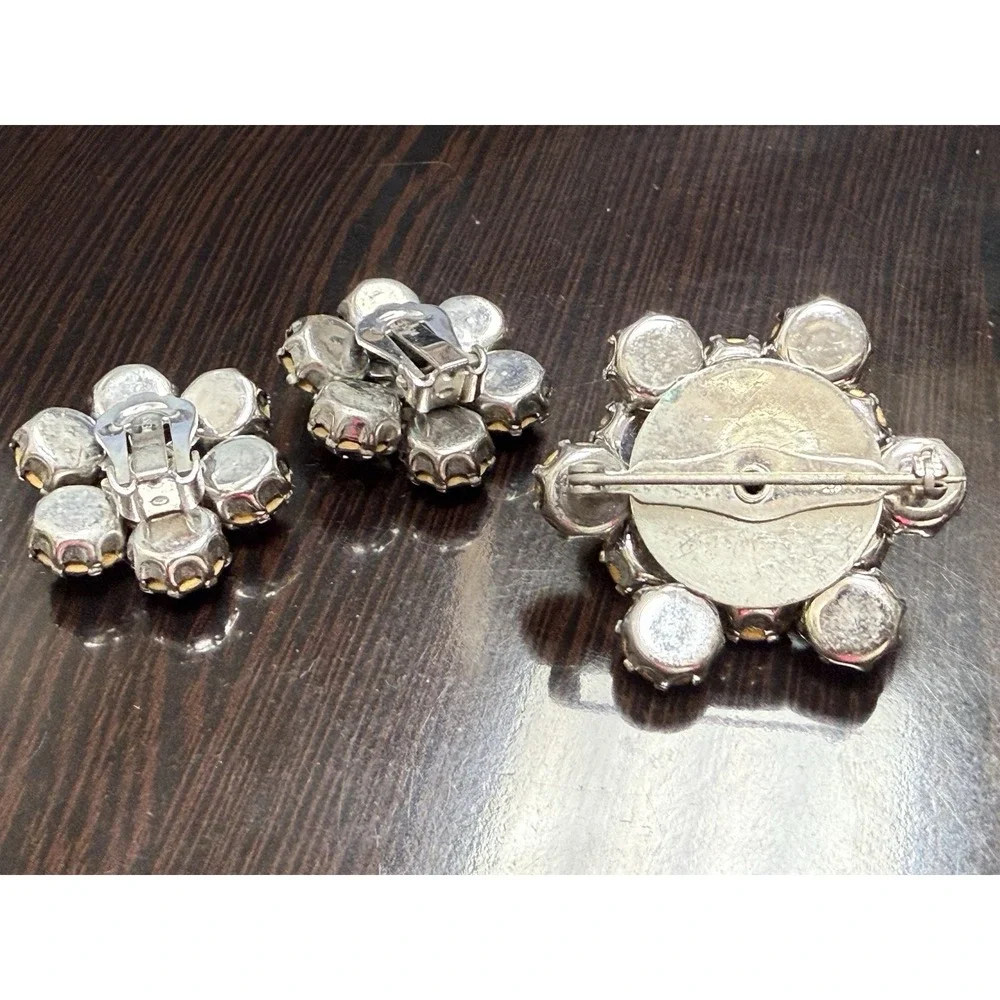 Vintage Signed Weiss Clear Rhinestone Brooch & Clip Earring Jewelry Set Estate